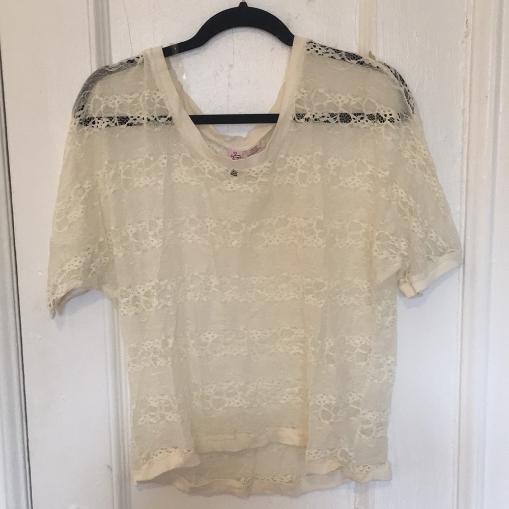 Lacey top